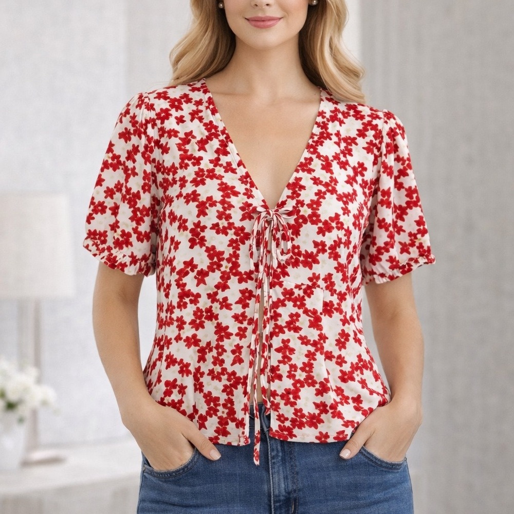 Topshop Red White Floral Tie Front Blouse Size 8 V Neck Short Sleeve Cottagecore